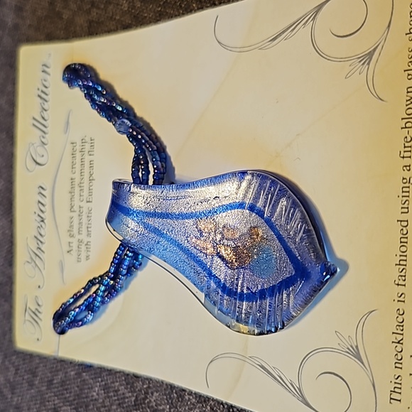 Art Glass Pendant - Picture 1 of 5